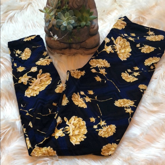 LuLaRoe Pants - EUC OS LuLaRoe Leggings